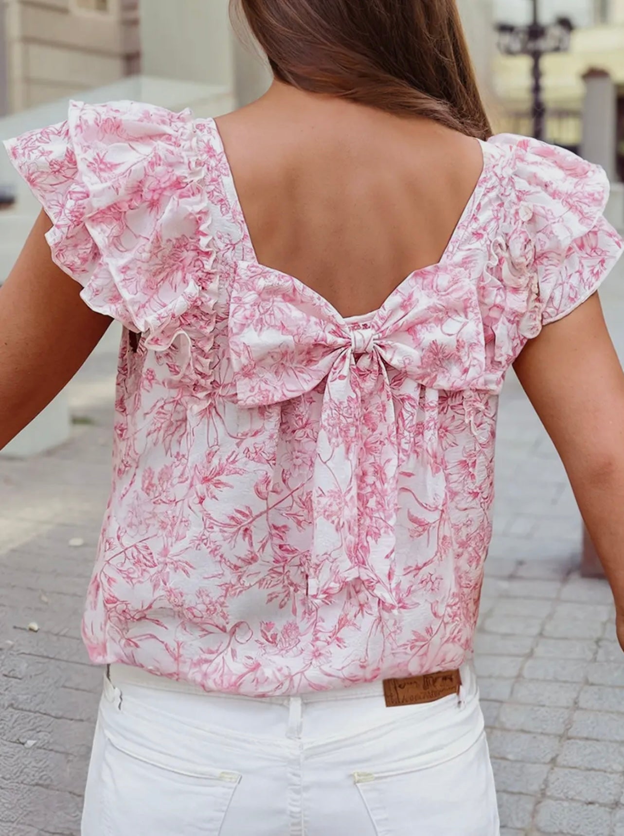 Floral ruffled short sleeve blouse